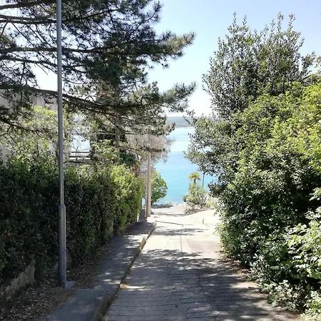 App 100 M From The Sea In Quite Part Of Marta 3 Crikvenica