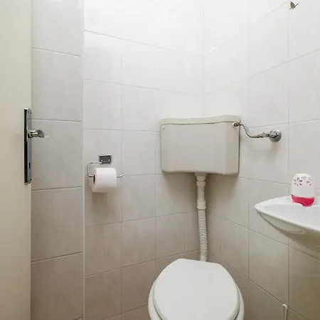 Apartman App 100 M From The Sea In Quite Part Of Marta 3 *