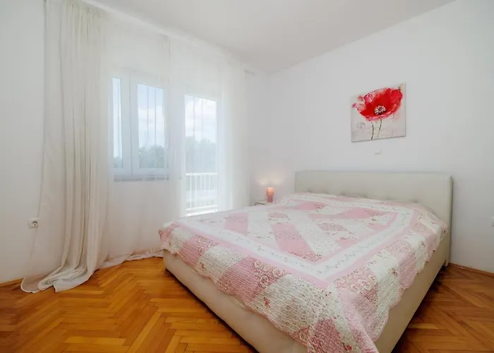 App 100 M From The Sea In Quite Part Of Marta 3 Crikvenica